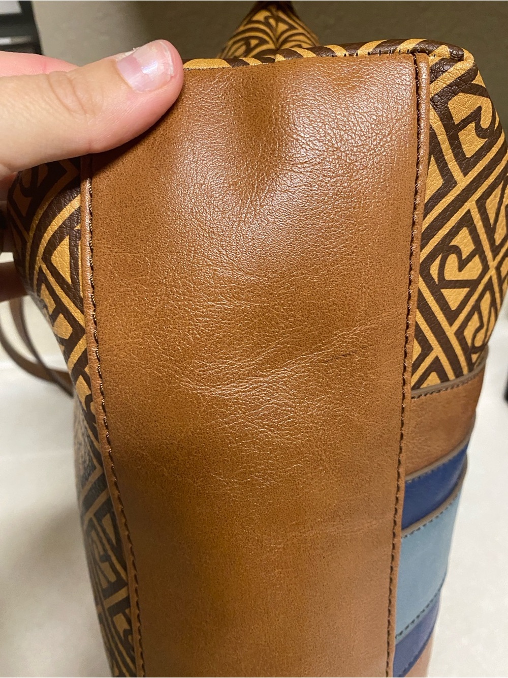 Relic Brown Patterned Shoulder Bag - Picture 4 of 6